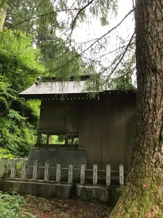 大神山神社奥宮の末社・摂社