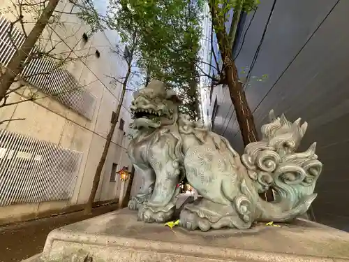 花園神社の狛犬