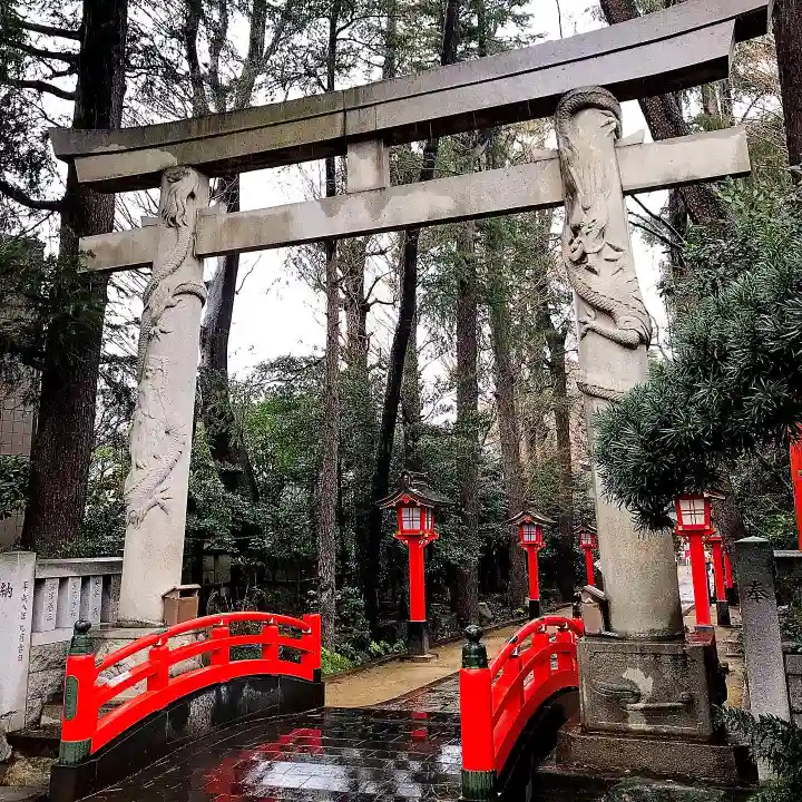 馬橋稲荷神社の鳥居