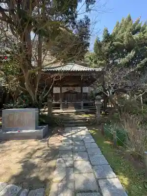 安國論寺（安国論寺）の{uncategorized: "未分類", other: "その他", undefined: "問題あり", building: "その他建物", grave: "お墓", sacred_gate: "鳥居", guardian: "狛犬", statue: "像", buddha: "仏像", history: "歴史", nature: "自然", garden: "庭園", animal: "動物", pagoda: "塔", temizu: "手水舎", mountain_gate: "山門・神門", sanctuary: "本殿・本堂", subordinate: "末社・摂社", art: "芸術", scenery: "景色", jizo: "地蔵", ema: "絵馬", goshuin: "御朱印", omikuji: "おみくじ", items: "授与品その他", amulet: "お守り", goshuincho: "御朱印帳", eats: "食事", festival: "お祭り", votive_dance: "神楽", shichigosan: "七五三参", wedding: "結婚式", experience: "体験その他", initially: "初詣", around: "周辺", anti_infection: "感染症対策"}