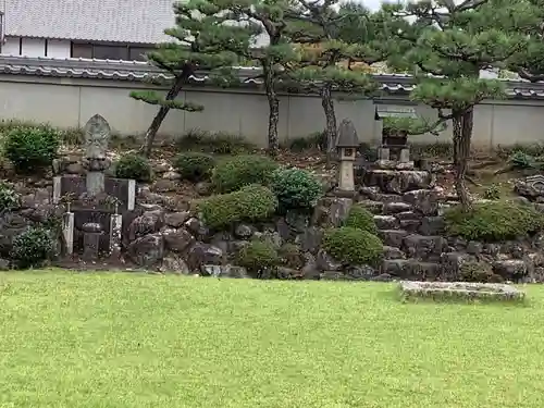 続芳院(岐阜県)