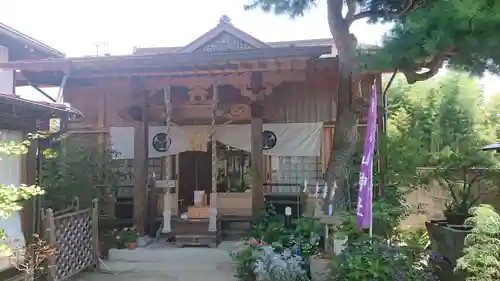 御嶽山神社の本殿