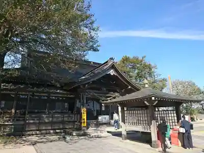 倶利迦羅不動寺山頂本堂の本殿・本堂