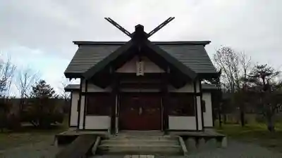 千代ヶ岡神社の本殿・本堂