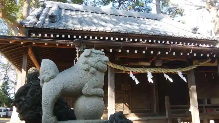神明社の狛犬