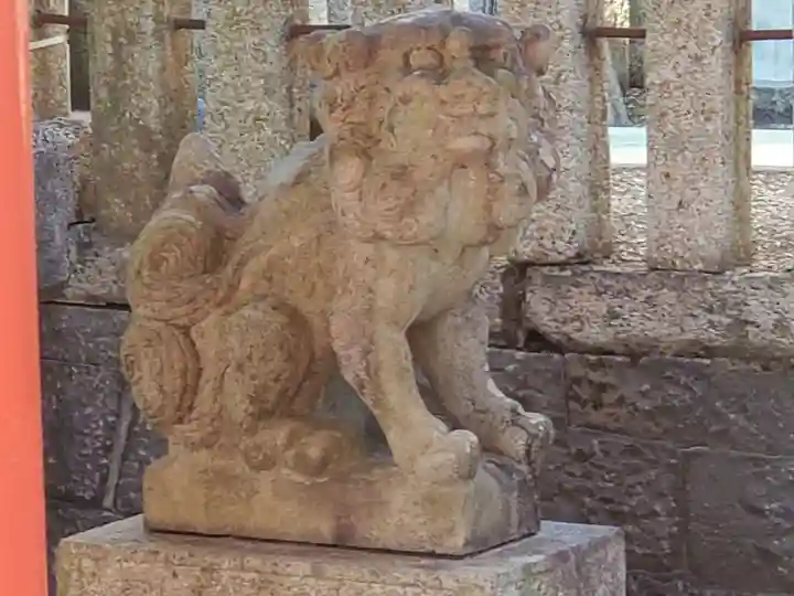 市神社の狛犬
