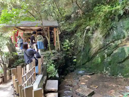 明王院（満願寺別院）の末社