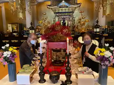 眞久寺の本殿・本堂