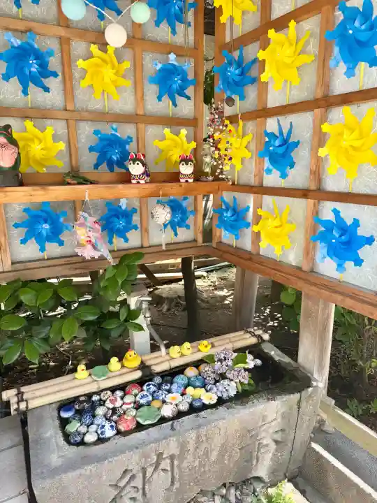 多賀神社の{uncategorized: "未分類", other: "その他", undefined: "問題あり", building: "その他建物", grave: "お墓", sacred_gate: "鳥居", guardian: "狛犬", statue: "像", buddha: "仏像", history: "歴史", nature: "自然", garden: "庭園", animal: "動物", pagoda: "塔", temizu: "手水舎", mountain_gate: "山門・神門", sanctuary: "本殿・本堂", subordinate: "末社・摂社", art: "芸術", scenery: "景色", jizo: "地蔵", ema: "絵馬", goshuin: "御朱印", omikuji: "おみくじ", items: "授与品その他", amulet: "お守り", goshuincho: "御朱印帳", eats: "食事", festival: "お祭り", votive_dance: "神楽", shichigosan: "七五三参", wedding: "結婚式", experience: "体験その他", initially: "初詣", around: "周辺", anti_infection: "感染症対策"}