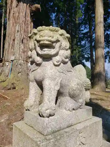 頭川神社の狛犬