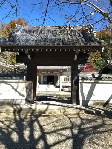 安昌寺の山門