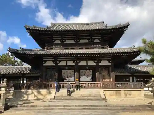 法隆寺の本殿