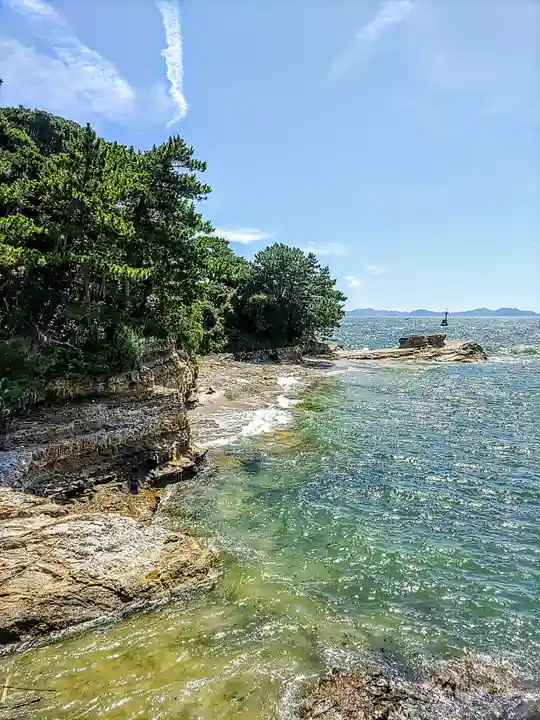 筒島弁財天の自然
