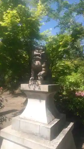 箭山神社下宮の狛犬