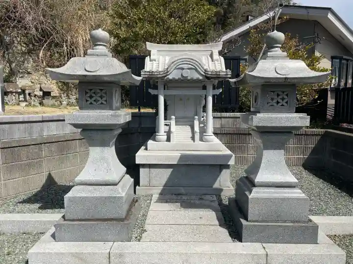 大寳寺の{uncategorized: "未分類", other: "その他", undefined: "問題あり", building: "その他建物", grave: "お墓", sacred_gate: "鳥居", guardian: "狛犬", statue: "像", buddha: "仏像", history: "歴史", nature: "自然", garden: "庭園", animal: "動物", pagoda: "塔", temizu: "手水舎", mountain_gate: "山門・神門", sanctuary: "本殿・本堂", subordinate: "末社・摂社", art: "芸術", scenery: "景色", jizo: "地蔵", ema: "絵馬", goshuin: "御朱印", omikuji: "おみくじ", items: "授与品その他", amulet: "お守り", goshuincho: "御朱印帳", eats: "食事", festival: "お祭り", votive_dance: "神楽", shichigosan: "七五三参", wedding: "結婚式", experience: "体験その他", initially: "初詣", around: "周辺", anti_infection: "感染症対策"}