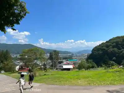 諏訪大社上社前宮(長野県)