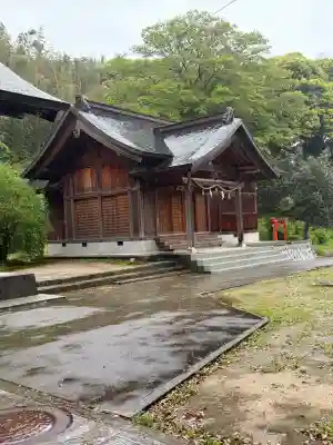揖夜神社の{uncategorized: "未分類", other: "その他", undefined: "問題あり", building: "その他建物", grave: "お墓", sacred_gate: "鳥居", guardian: "狛犬", statue: "像", buddha: "仏像", history: "歴史", nature: "自然", garden: "庭園", animal: "動物", pagoda: "塔", temizu: "手水舎", mountain_gate: "山門・神門", sanctuary: "本殿・本堂", subordinate: "末社・摂社", art: "芸術", scenery: "景色", jizo: "地蔵", ema: "絵馬", goshuin: "御朱印", omikuji: "おみくじ", items: "授与品その他", amulet: "お守り", goshuincho: "御朱印帳", eats: "食事", festival: "お祭り", votive_dance: "神楽", shichigosan: "七五三参", wedding: "結婚式", experience: "体験その他", initially: "初詣", around: "周辺", anti_infection: "感染症対策"}