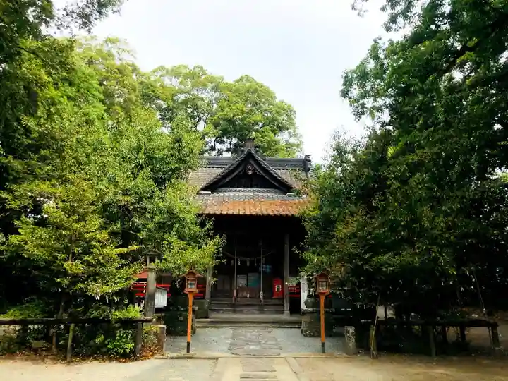 王宮神社の本殿・本堂