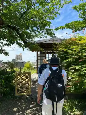 橋寺 放生院の{uncategorized: "未分類", other: "その他", undefined: "問題あり", building: "その他建物", grave: "お墓", sacred_gate: "鳥居", guardian: "狛犬", statue: "像", buddha: "仏像", history: "歴史", nature: "自然", garden: "庭園", animal: "動物", pagoda: "塔", temizu: "手水舎", mountain_gate: "山門・神門", sanctuary: "本殿・本堂", subordinate: "末社・摂社", art: "芸術", scenery: "景色", jizo: "地蔵", ema: "絵馬", goshuin: "御朱印", omikuji: "おみくじ", items: "授与品その他", amulet: "お守り", goshuincho: "御朱印帳", eats: "食事", festival: "お祭り", votive_dance: "神楽", shichigosan: "七五三参", wedding: "結婚式", experience: "体験その他", initially: "初詣", around: "周辺", anti_infection: "感染症対策"}