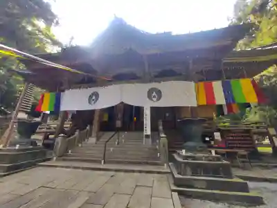 満願寺の{uncategorized: "未分類", other: "その他", undefined: "問題あり", building: "その他建物", grave: "お墓", sacred_gate: "鳥居", guardian: "狛犬", statue: "像", buddha: "仏像", history: "歴史", nature: "自然", garden: "庭園", animal: "動物", pagoda: "塔", temizu: "手水舎", mountain_gate: "山門・神門", sanctuary: "本殿・本堂", subordinate: "末社・摂社", art: "芸術", scenery: "景色", jizo: "地蔵", ema: "絵馬", goshuin: "御朱印", omikuji: "おみくじ", items: "授与品その他", amulet: "お守り", goshuincho: "御朱印帳", eats: "食事", festival: "お祭り", votive_dance: "神楽", shichigosan: "七五三参", wedding: "結婚式", experience: "体験その他", initially: "初詣", around: "周辺", anti_infection: "感染症対策"}