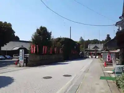 箭弓稲荷神社の周辺