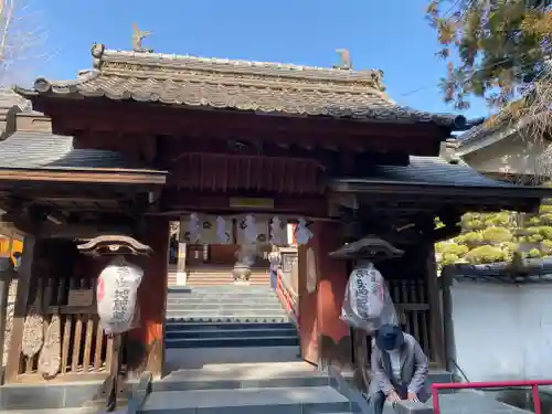 岩水寺の山門・神門