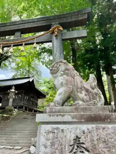 諏訪大社上社前宮(長野県)