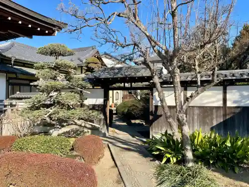 宝輪寺の{uncategorized: "未分類", other: "その他", undefined: "問題あり", building: "その他建物", grave: "お墓", sacred_gate: "鳥居", guardian: "狛犬", statue: "像", buddha: "仏像", history: "歴史", nature: "自然", garden: "庭園", animal: "動物", pagoda: "塔", temizu: "手水舎", mountain_gate: "山門・神門", sanctuary: "本殿・本堂", subordinate: "末社・摂社", art: "芸術", scenery: "景色", jizo: "地蔵", ema: "絵馬", goshuin: "御朱印", omikuji: "おみくじ", items: "授与品その他", amulet: "お守り", goshuincho: "御朱印帳", eats: "食事", festival: "お祭り", votive_dance: "神楽", shichigosan: "七五三参", wedding: "結婚式", experience: "体験その他", initially: "初詣", around: "周辺", anti_infection: "感染症対策"}