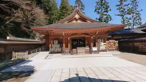 高麗神社の本殿・本堂