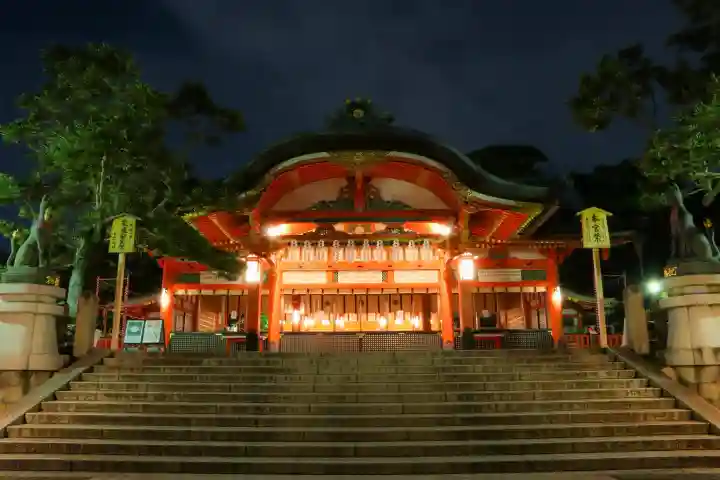 伏見稲荷大社の{uncategorized: "未分類", other: "その他", undefined: "問題あり", building: "その他建物", grave: "お墓", sacred_gate: "鳥居", guardian: "狛犬", statue: "像", buddha: "仏像", history: "歴史", nature: "自然", garden: "庭園", animal: "動物", pagoda: "塔", temizu: "手水舎", mountain_gate: "山門・神門", sanctuary: "本殿・本堂", subordinate: "末社・摂社", art: "芸術", scenery: "景色", jizo: "地蔵", ema: "絵馬", goshuin: "御朱印", omikuji: "おみくじ", items: "授与品その他", amulet: "お守り", goshuincho: "御朱印帳", eats: "食事", festival: "お祭り", votive_dance: "神楽", shichigosan: "七五三参", wedding: "結婚式", experience: "体験その他", initially: "初詣", around: "周辺", anti_infection: "感染症対策"}
