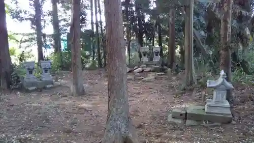 明世神社の末社