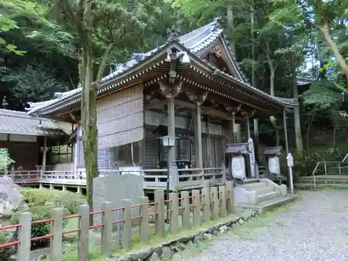 正法寺の本殿