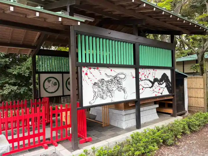 水戸東照宮の{uncategorized: "未分類", other: "その他", undefined: "問題あり", building: "その他建物", grave: "お墓", sacred_gate: "鳥居", guardian: "狛犬", statue: "像", buddha: "仏像", history: "歴史", nature: "自然", garden: "庭園", animal: "動物", pagoda: "塔", temizu: "手水舎", mountain_gate: "山門・神門", sanctuary: "本殿・本堂", subordinate: "末社・摂社", art: "芸術", scenery: "景色", jizo: "地蔵", ema: "絵馬", goshuin: "御朱印", omikuji: "おみくじ", items: "授与品その他", amulet: "お守り", goshuincho: "御朱印帳", eats: "食事", festival: "お祭り", votive_dance: "神楽", shichigosan: "七五三参", wedding: "結婚式", experience: "体験その他", initially: "初詣", around: "周辺", anti_infection: "感染症対策"}