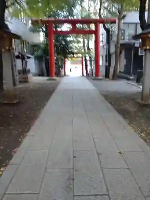 花園神社の鳥居