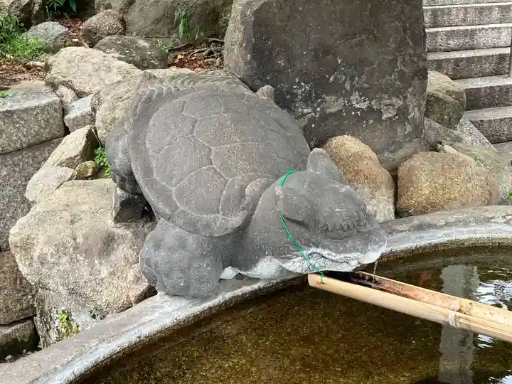 艮神社の手水舎