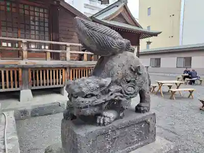 北海道神宮頓宮の狛犬