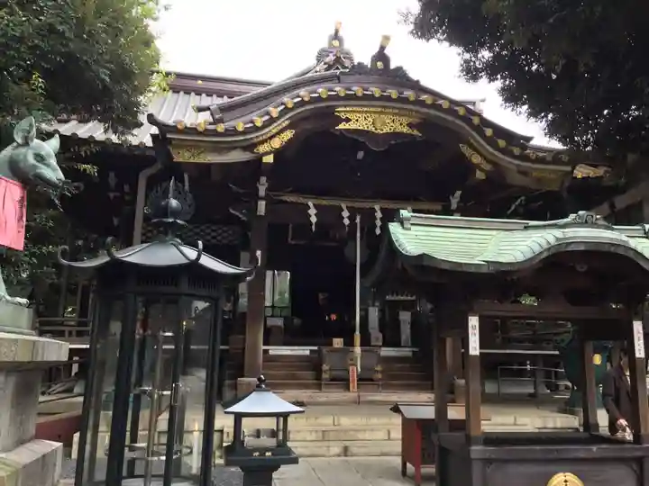 豊川稲荷東京別院の本殿・本堂