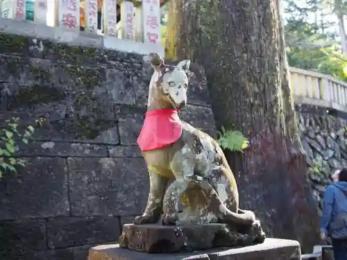 三峯神社の狛犬