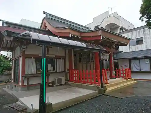 神明神社の本殿