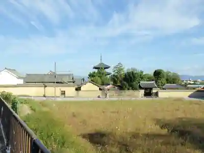 法起寺のその他建物