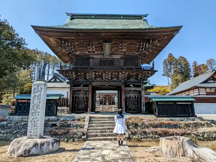 明音寺の山門・神門