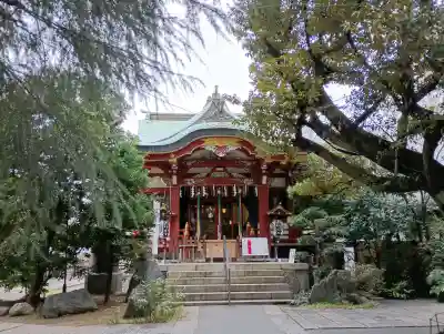 青山熊野神社の{uncategorized: "未分類", other: "その他", undefined: "問題あり", building: "その他建物", grave: "お墓", sacred_gate: "鳥居", guardian: "狛犬", statue: "像", buddha: "仏像", history: "歴史", nature: "自然", garden: "庭園", animal: "動物", pagoda: "塔", temizu: "手水舎", mountain_gate: "山門・神門", sanctuary: "本殿・本堂", subordinate: "末社・摂社", art: "芸術", scenery: "景色", jizo: "地蔵", ema: "絵馬", goshuin: "御朱印", omikuji: "おみくじ", items: "授与品その他", amulet: "お守り", goshuincho: "御朱印帳", eats: "食事", festival: "お祭り", votive_dance: "神楽", shichigosan: "七五三参", wedding: "結婚式", experience: "体験その他", initially: "初詣", around: "周辺", anti_infection: "感染症対策"}