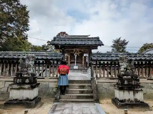 鵜川天満宮の山門