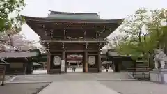 寒川神社の山門