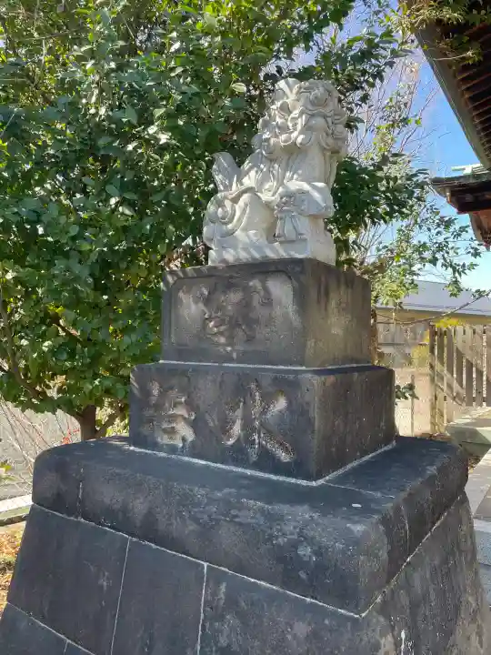 小日向神社の{uncategorized: "未分類", other: "その他", undefined: "問題あり", building: "その他建物", grave: "お墓", sacred_gate: "鳥居", guardian: "狛犬", statue: "像", buddha: "仏像", history: "歴史", nature: "自然", garden: "庭園", animal: "動物", pagoda: "塔", temizu: "手水舎", mountain_gate: "山門・神門", sanctuary: "本殿・本堂", subordinate: "末社・摂社", art: "芸術", scenery: "景色", jizo: "地蔵", ema: "絵馬", goshuin: "御朱印", omikuji: "おみくじ", items: "授与品その他", amulet: "お守り", goshuincho: "御朱印帳", eats: "食事", festival: "お祭り", votive_dance: "神楽", shichigosan: "七五三参", wedding: "結婚式", experience: "体験その他", initially: "初詣", around: "周辺", anti_infection: "感染症対策"}