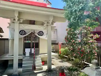 瀧澤神社の{uncategorized: "未分類", other: "その他", undefined: "問題あり", building: "その他建物", grave: "お墓", sacred_gate: "鳥居", guardian: "狛犬", statue: "像", buddha: "仏像", history: "歴史", nature: "自然", garden: "庭園", animal: "動物", pagoda: "塔", temizu: "手水舎", mountain_gate: "山門・神門", sanctuary: "本殿・本堂", subordinate: "末社・摂社", art: "芸術", scenery: "景色", jizo: "地蔵", ema: "絵馬", goshuin: "御朱印", omikuji: "おみくじ", items: "授与品その他", amulet: "お守り", goshuincho: "御朱印帳", eats: "食事", festival: "お祭り", votive_dance: "神楽", shichigosan: "七五三参", wedding: "結婚式", experience: "体験その他", initially: "初詣", around: "周辺", anti_infection: "感染症対策"}