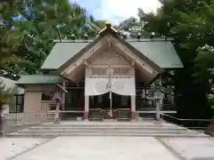 白石神社の本殿