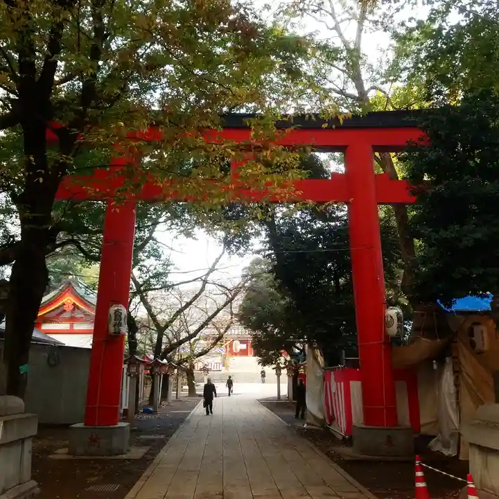 花園神社の鳥居
