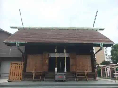 鶴見神社の本殿