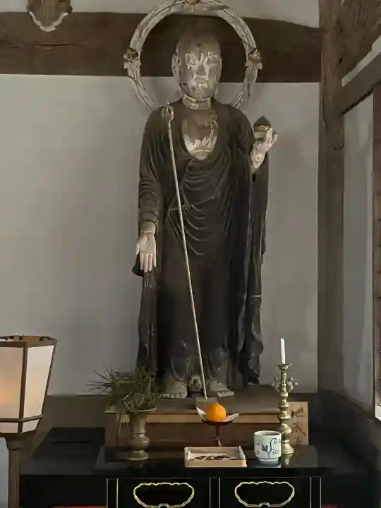 新大佛寺の{uncategorized: "未分類", other: "その他", undefined: "問題あり", building: "その他建物", grave: "お墓", sacred_gate: "鳥居", guardian: "狛犬", statue: "像", buddha: "仏像", history: "歴史", nature: "自然", garden: "庭園", animal: "動物", pagoda: "塔", temizu: "手水舎", mountain_gate: "山門・神門", sanctuary: "本殿・本堂", subordinate: "末社・摂社", art: "芸術", scenery: "景色", jizo: "地蔵", ema: "絵馬", goshuin: "御朱印", omikuji: "おみくじ", items: "授与品その他", amulet: "お守り", goshuincho: "御朱印帳", eats: "食事", festival: "お祭り", votive_dance: "神楽", shichigosan: "七五三参", wedding: "結婚式", experience: "体験その他", initially: "初詣", around: "周辺", anti_infection: "感染症対策"}